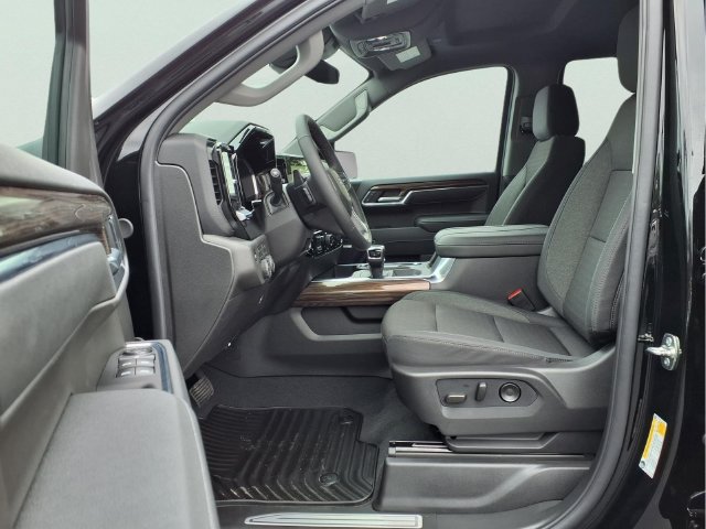 New 2026 Chevrolet Silverado 1500 RST w/ Safety Package AWD/4WD image 15