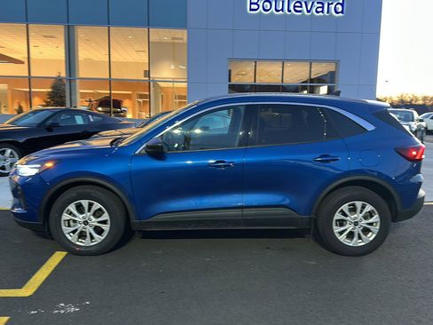 Used 2023 Ford Escape Active w/ Tech Pack #1 image 8