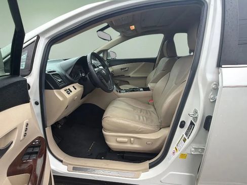 Used 2014 Toyota Venza XLE w/ XLE Premium Package image 25