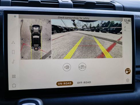 Used 2024 Land Rover Defender 110 X image 26