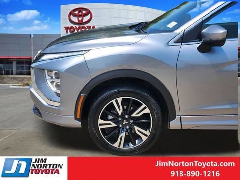 Used 2024 Mitsubishi Eclipse Cross SEL AWD/4WD image 10