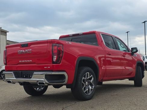 New 2026 GMC Sierra 1500 SLE AWD/4WD image 16