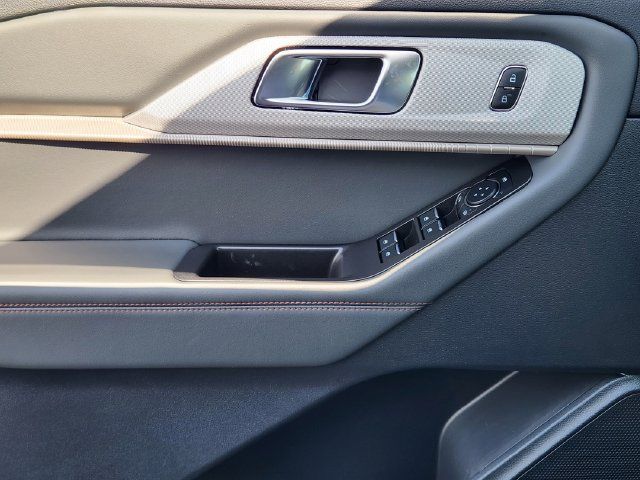 New 2026 Ford Explorer Active w/ Active Comfort Package RWD image 23