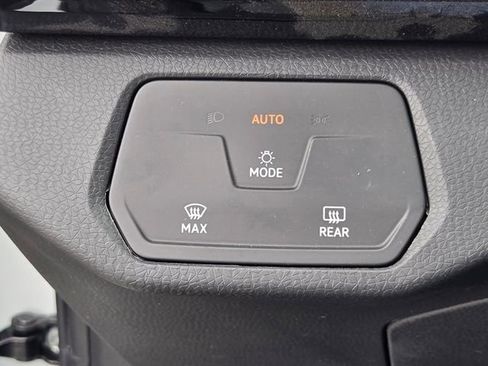New 2026 Volkswagen ID.4 Pro RWD image 28
