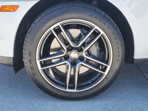 Used 2020 Porsche Macan S AWD/4WD image 6