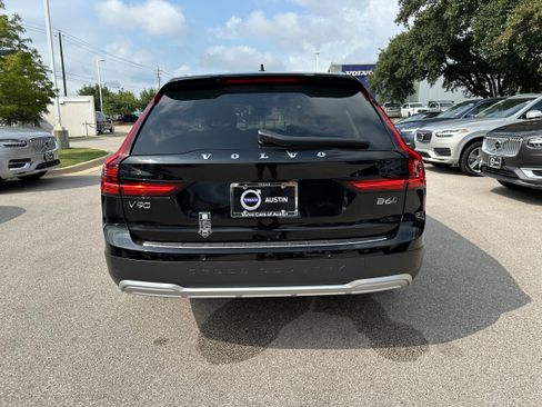 New 2025 Volvo V90 B6 Cross Country Plus w/ Protection Package Premier image 5