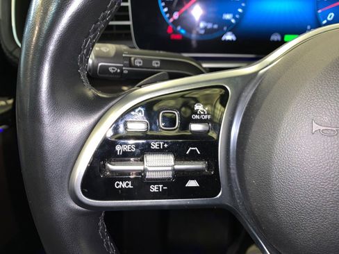 Used 2022 Mercedes-Benz GLS 450 4MATIC image 21