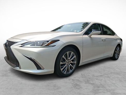 Used 2020 Lexus ES 300h w/ Premium Package FWD image 3