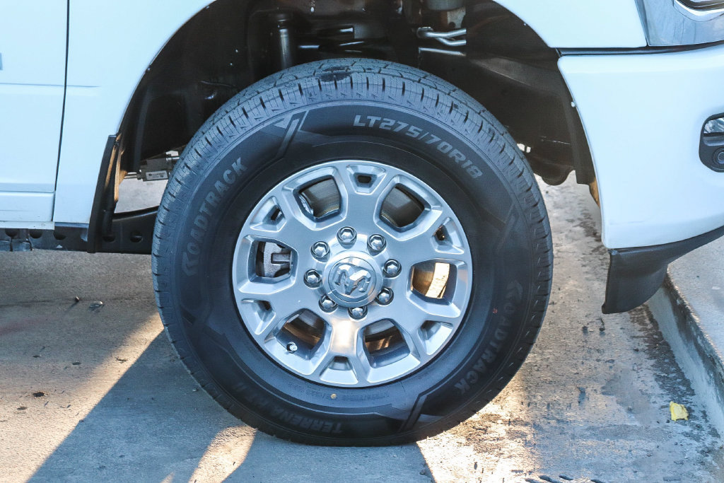 Used 2024 RAM 2500 Laramie w/ Safety Group AWD/4WD image 11
