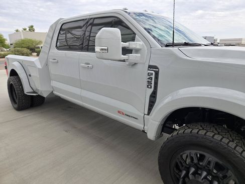 Used 2025 Ford F450 Platinum AWD/4WD image 7
