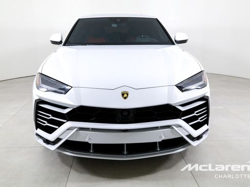 Used 2022 Lamborghini Urus image 4