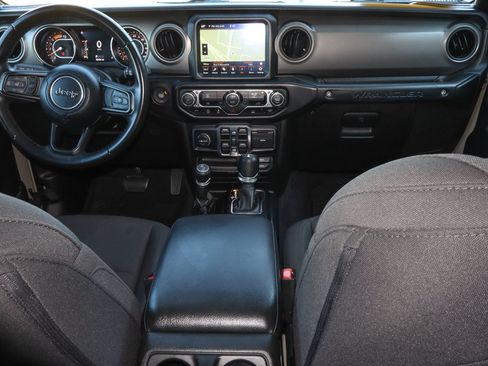 Used 2022 Jeep Wrangler Unlimited Sport AWD/4WD image 10