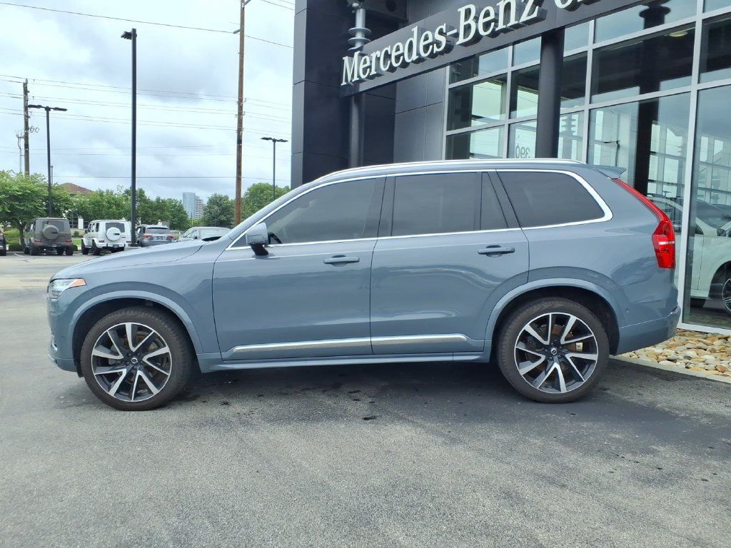 Used 2023 Volvo XC90 B6 Plus w/ Protection Package Premier AWD/4WD image 3