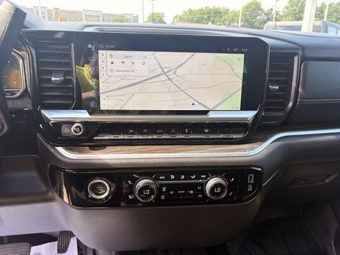 Used 2023 Chevrolet Silverado 1500 RST AWD/4WD image 13