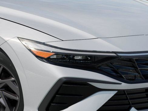 New 2026 Hyundai Elantra Blue image 9