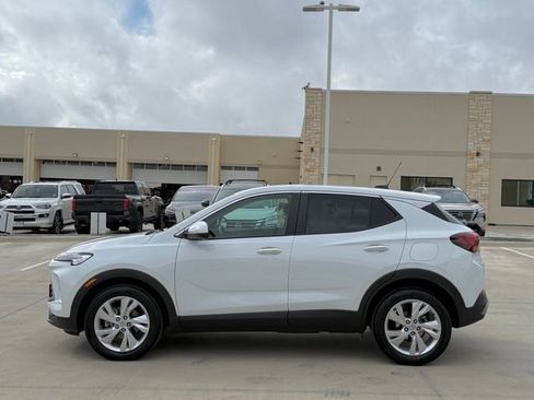 Used 2025 Buick Encore GX Preferred FWD image 7