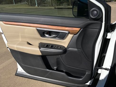 Used 2019 Honda CR-V EX image 25