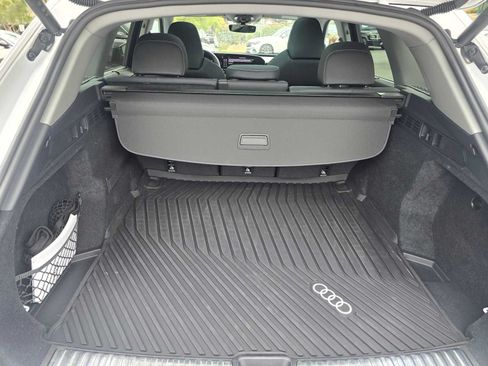 Used 2025 Audi Q5 Premium Plus w/ Premium Plus AWD/4WD image 14