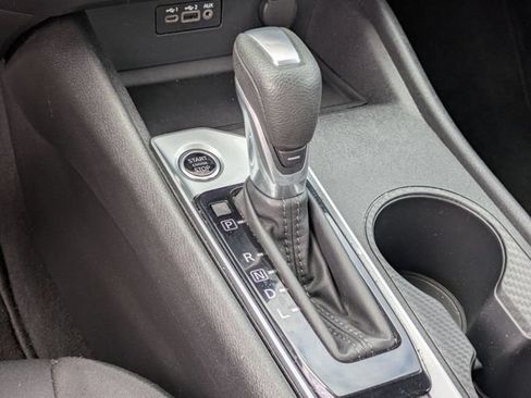 Used 2025 Nissan Altima 2.5 SV AWD/4WD image 25