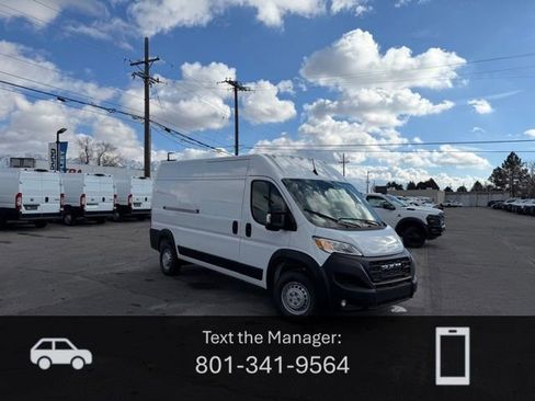 New 2026 RAM ProMaster 2500 w/ Convenience Group image 1