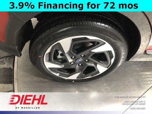 New 2026 Subaru Crosstrek 2.5i Limited image 9