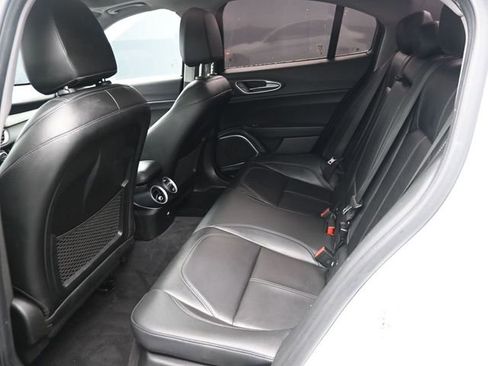 Used 2021 Alfa Romeo Giulia Ti w/ Nero Edizione image 9