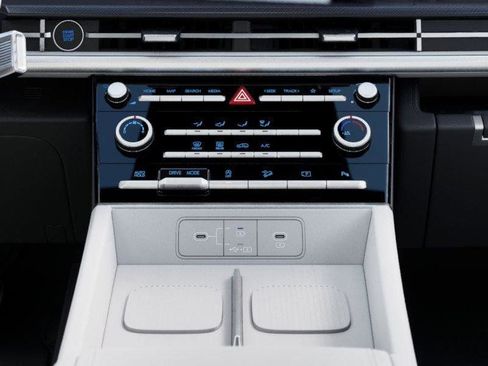 New 2026 Hyundai Santa Fe SE FWD image 16
