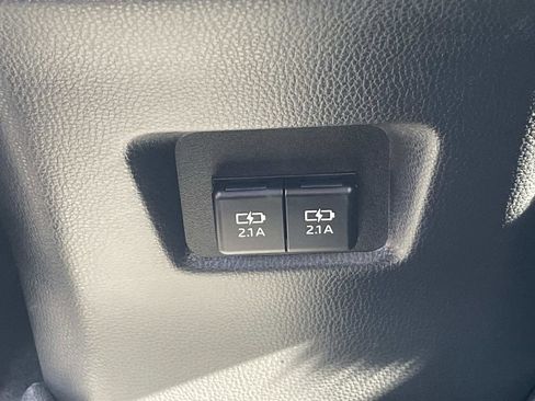 Used 2021 Toyota RAV4 XLE Premium FWD image 17