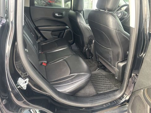 Used 2018 Jeep Compass Latitude w/ Popular Equipment Group image 10