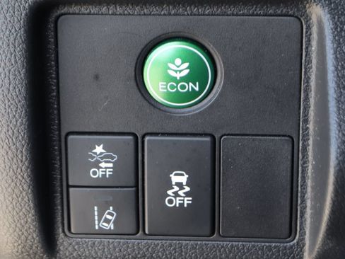 Used 2019 Honda HR-V Touring image 18
