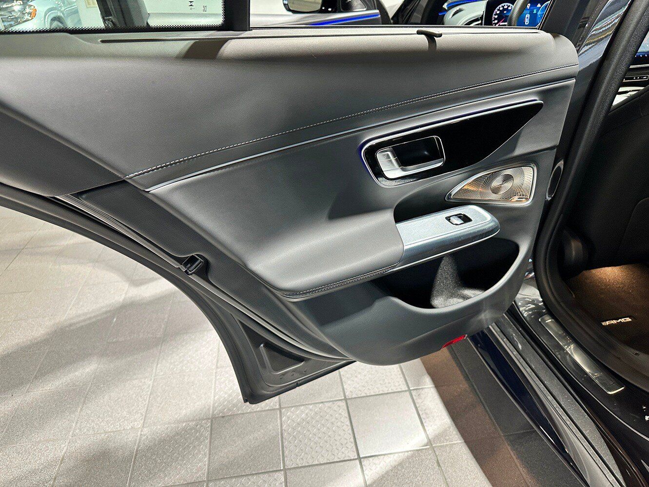 Certified 2025 Mercedes-Benz E 53 AMG e 4MATIC Sedan image 31