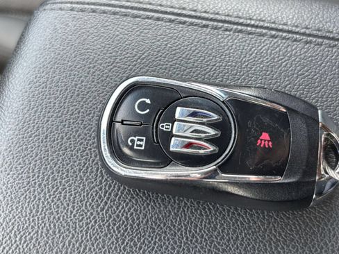 Used 2025 Buick Encore GX Preferred FWD image 23