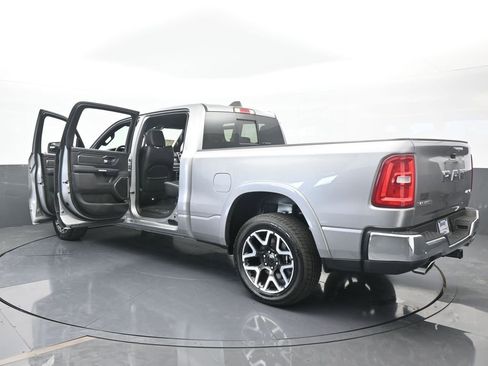 Used 2025 RAM 1500 Laramie image 75