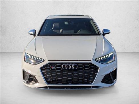 Used 2022 Audi S4 Premium image 2
