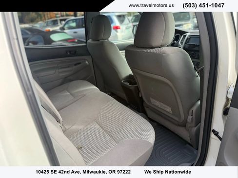 Used 2015 Toyota Tacoma 4x4 Double Cab image 9