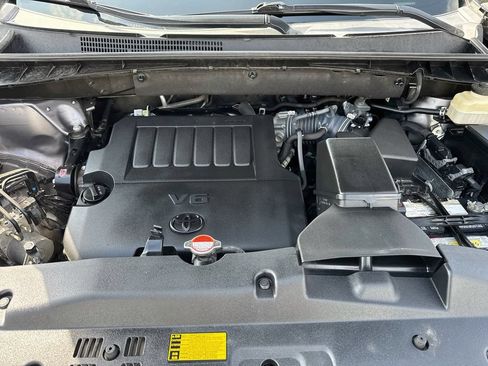 Used 2015 Toyota Highlander Plus FWD image 37