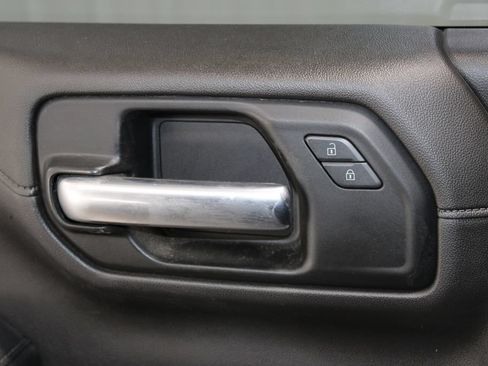 Used 2019 Chevrolet Silverado 1500 LT Trail Boss AWD/4WD image 27