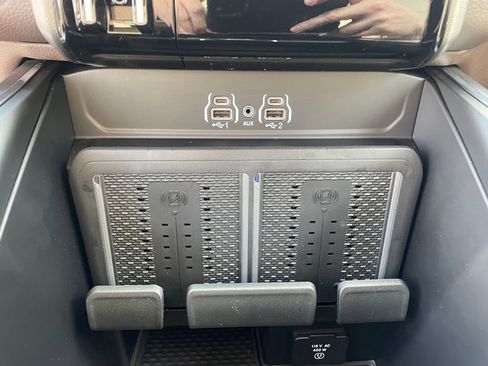 New 2025 RAM 3500 Laramie image 18