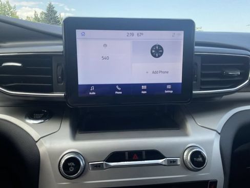 Certified 2022 Ford Explorer XLT w/ Equipment Group 202A AWD/4WD image 17