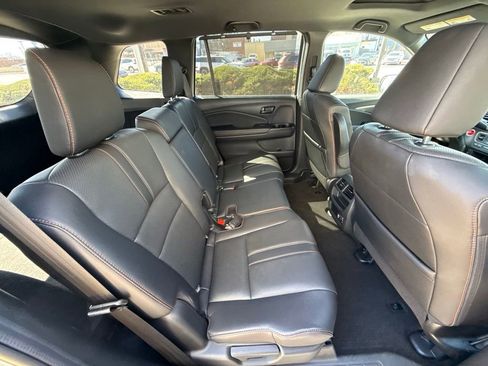 Used 2023 Honda Passport TrailSport image 38