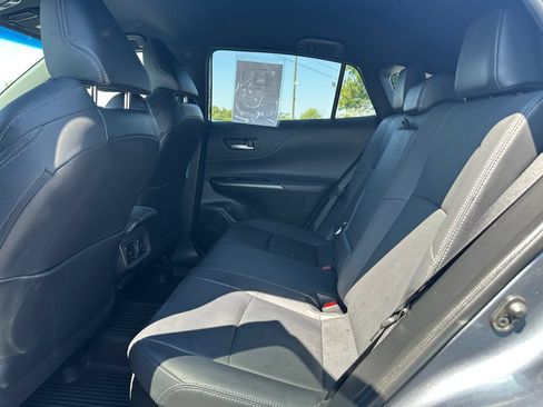 Certified 2023 Toyota Venza XLE AWD/4WD image 15