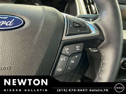 Used 2019 Ford Edge SEL w/ Equipment Group 201A AWD/4WD image 35