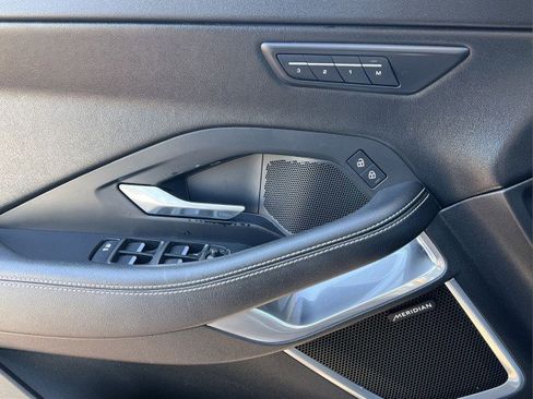 Used 2024 Jaguar E-PACE R-Dynamic SE image 25