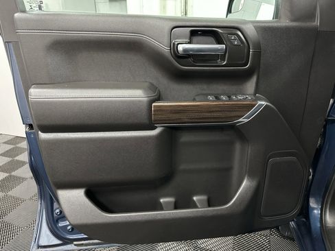 Used 2021 Chevrolet Silverado 1500 RST w/ Z71 Off-Road Package image 19