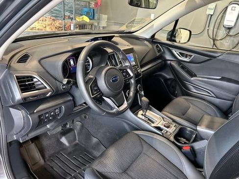 Used 2023 Subaru Forester Premium AWD/4WD image 45