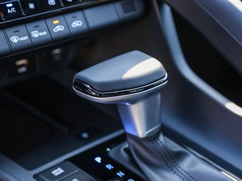 New 2025 Hyundai Elantra Sport image 17