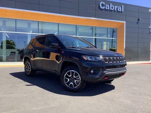 New 2025 Jeep Compass Trailhawk w/ Sun & Sound Group image 2
