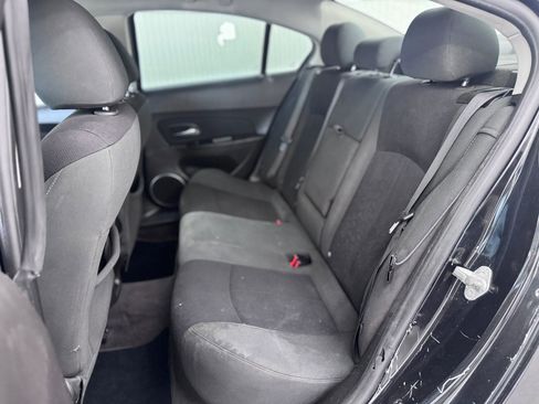 Used 2011 Chevrolet Cruze LT FWD image 12