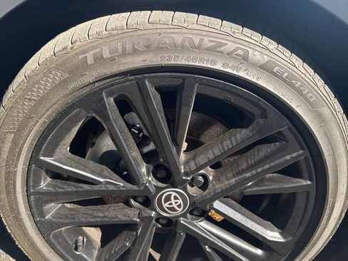 Used 2025 Toyota Camry SE w/ Convenience Package FWD image 10