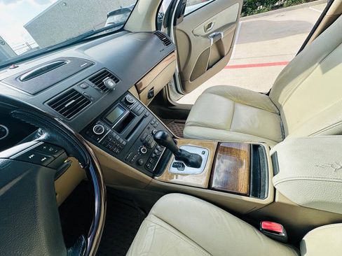 Used 2011 Volvo XC90 3.2 FWD image 14